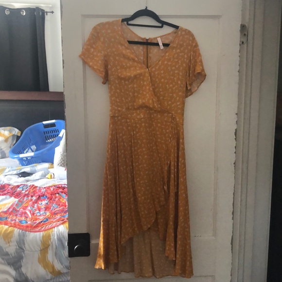 Xhilaration Dresses & Skirts - Mustard summer dress - Xhilaration Xhilaration Dresses & Skirts - Mustard summer dress - Xhilaration